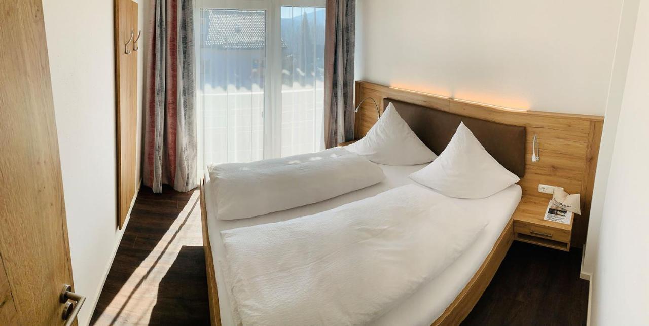 Apartmenthaus Florian Lam Exteriör bild