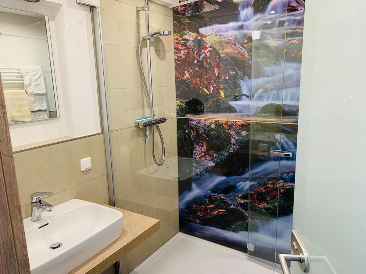 Apartmenthaus Florian Lam Exteriör bild