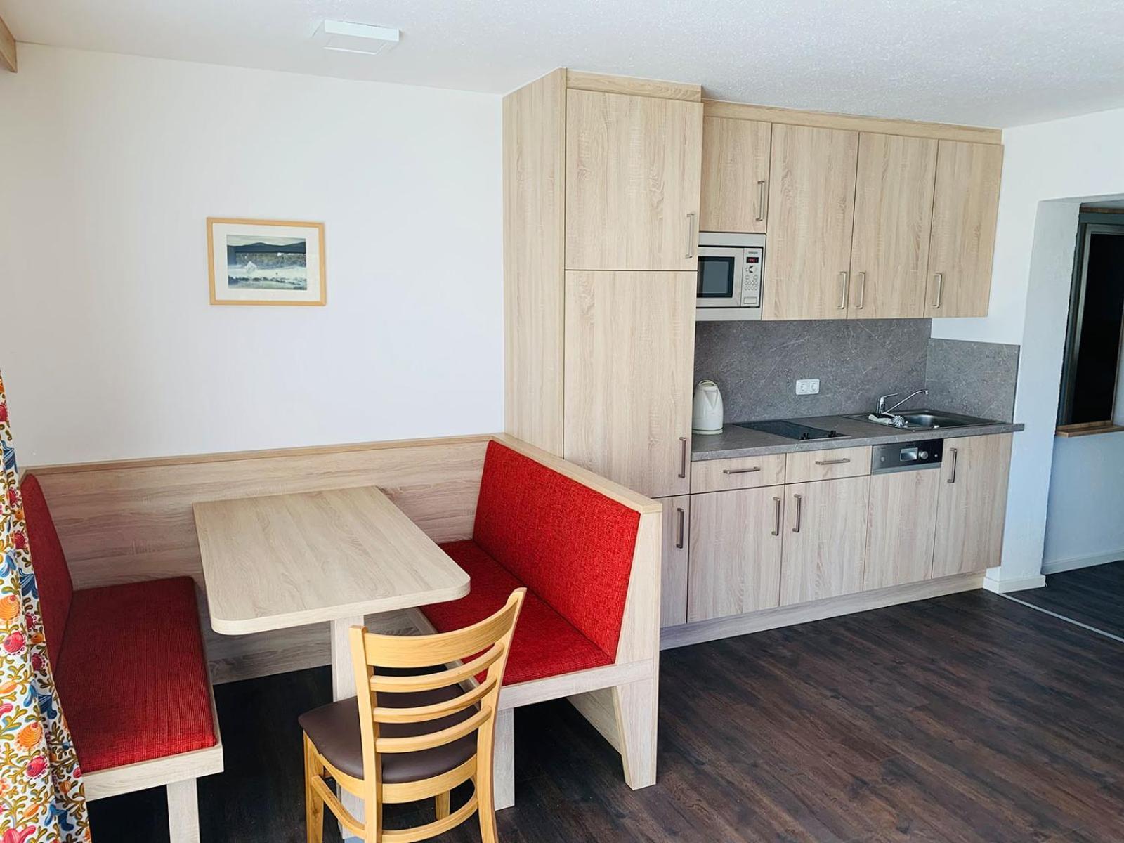 Apartmenthaus Florian Lam Exteriör bild