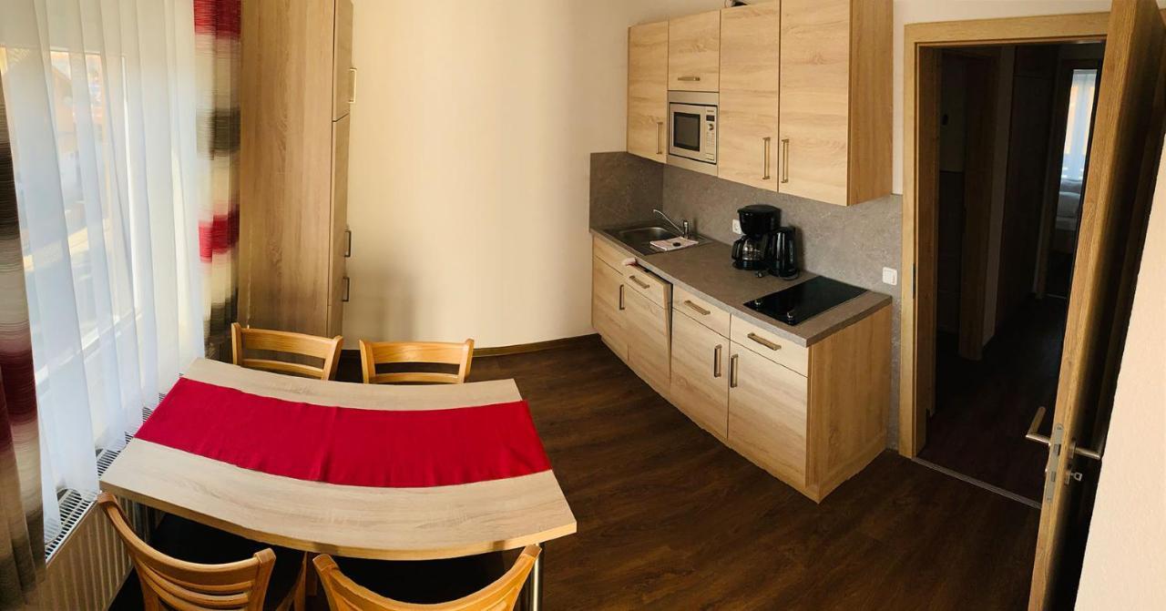 Apartmenthaus Florian Lam Exteriör bild